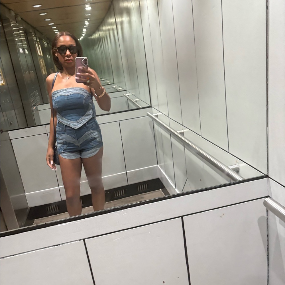 Trendy Blue Strapless Romper